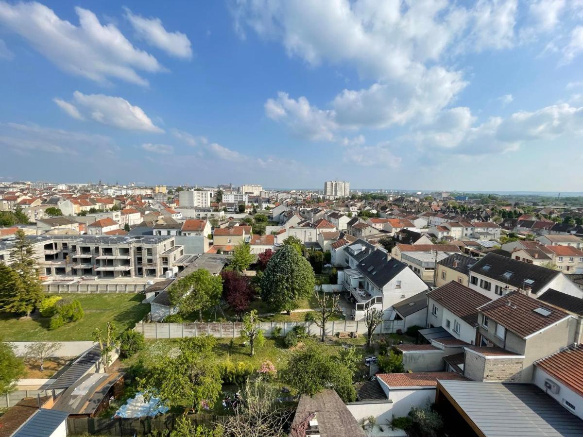 Brossolette Appartement T2 Spacieux Et Lumineux Balcon Vue Degagee 兰斯 外观 照片