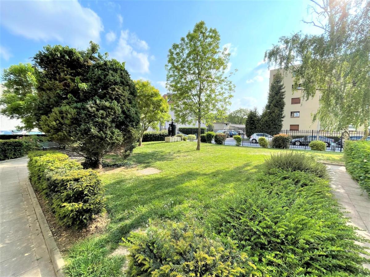 Brossolette Appartement T2 Spacieux Et Lumineux Balcon Vue Degagee 兰斯 外观 照片